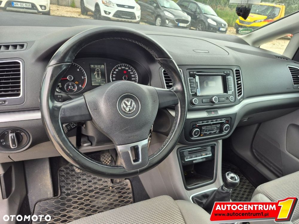 Volkswagen Sharan - 15