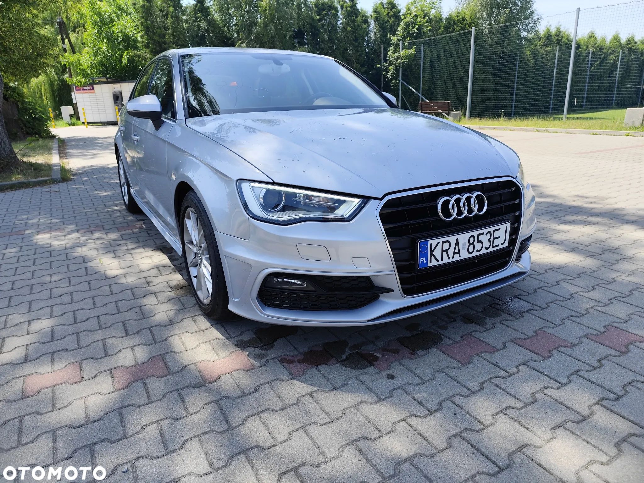Audi A3 1.6 TDI ultra Attraction - 1