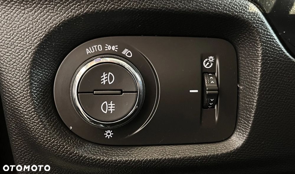 Opel Corsa 1.2 Ultimate Pack S&S - 18