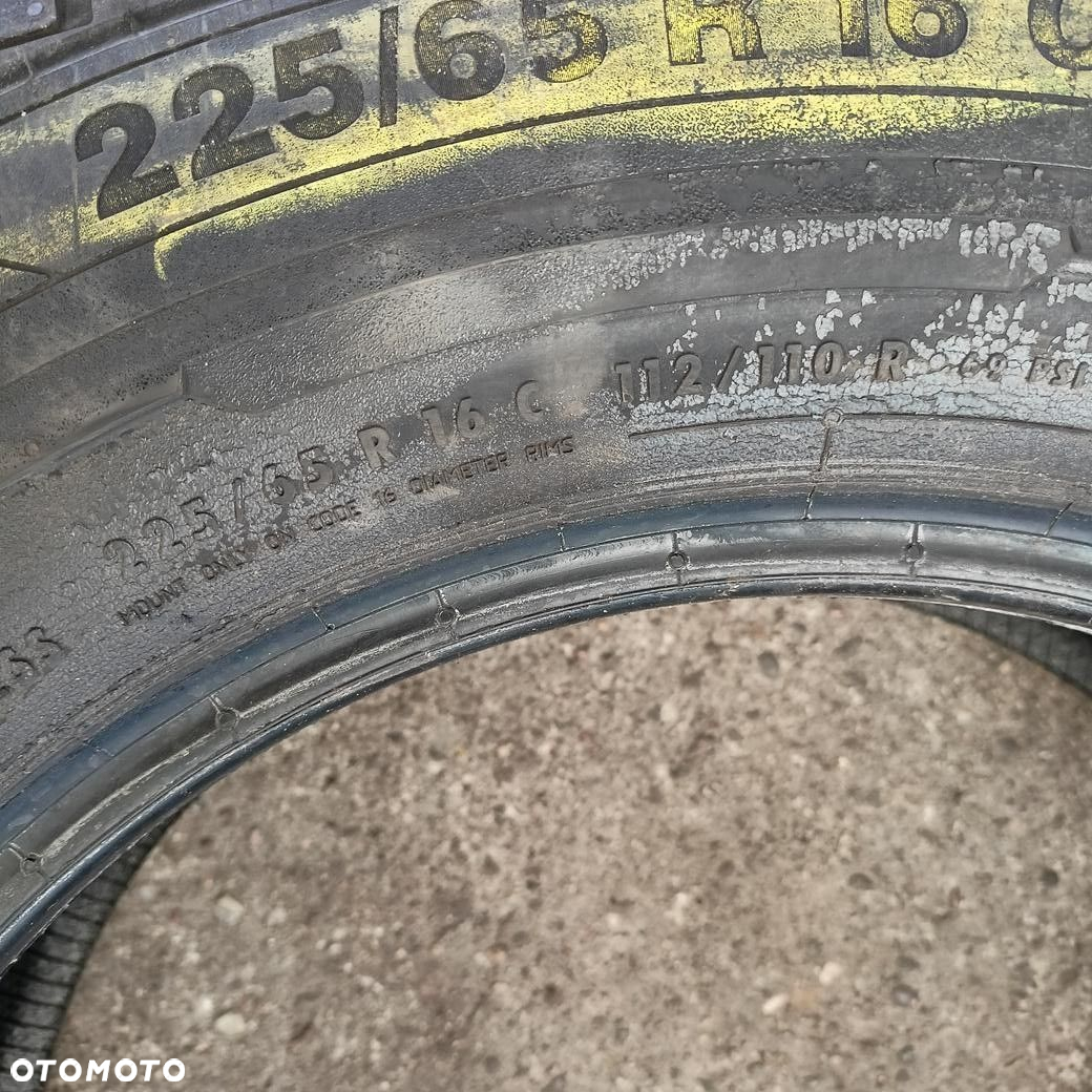Opona 225/65/16c Continental Van Contact 100 (NF4081) - 4