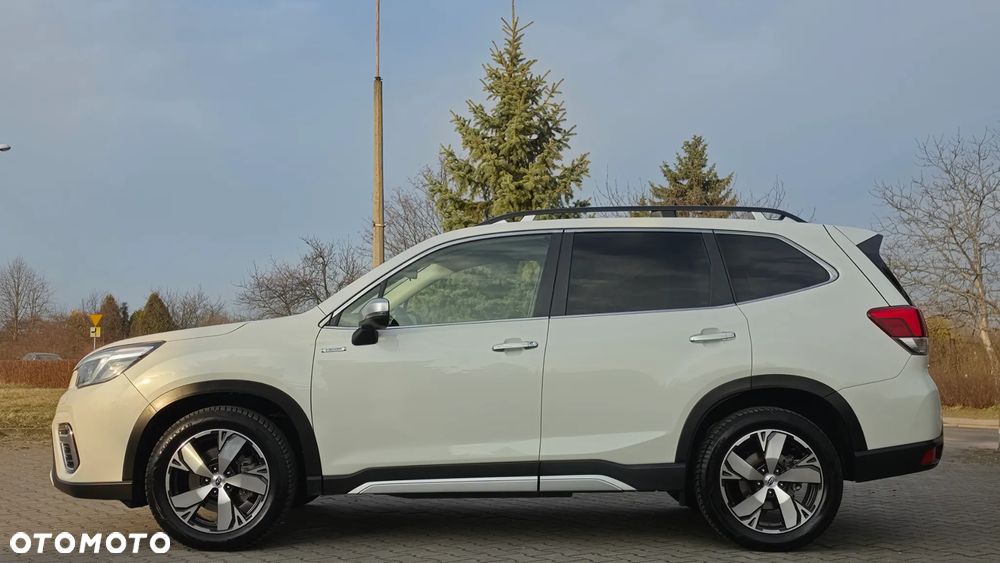 Subaru Forester 2.0i-L Platinum (EyeSight) Lineartronic - 9