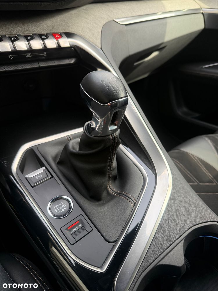 Peugeot 3008 1.2 PureTech GT S&S - 34