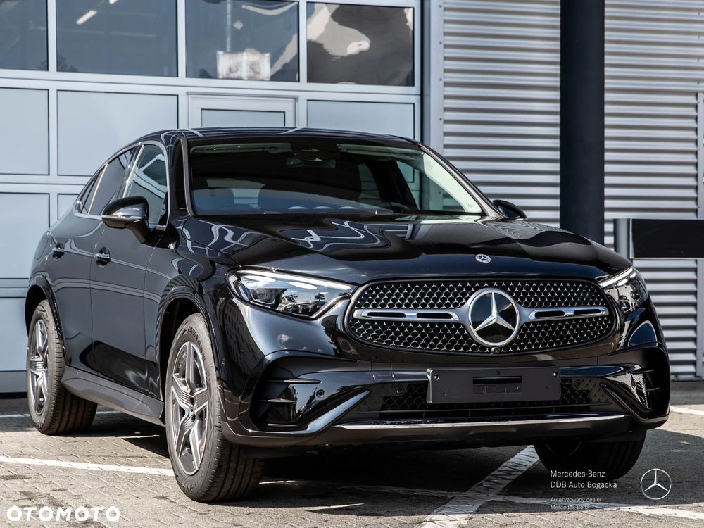 Mercedes-Benz GLC 220 d mHEV 4-Matic AMG Line - 4