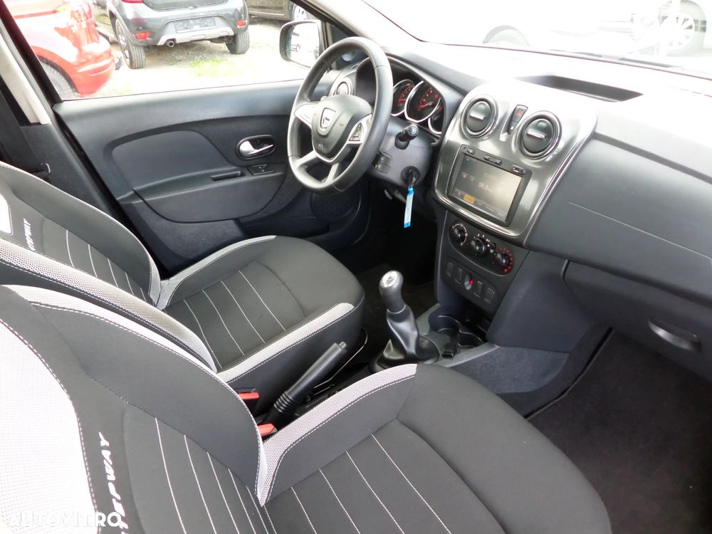 Dacia Sandero 0.9 Stepway - 17