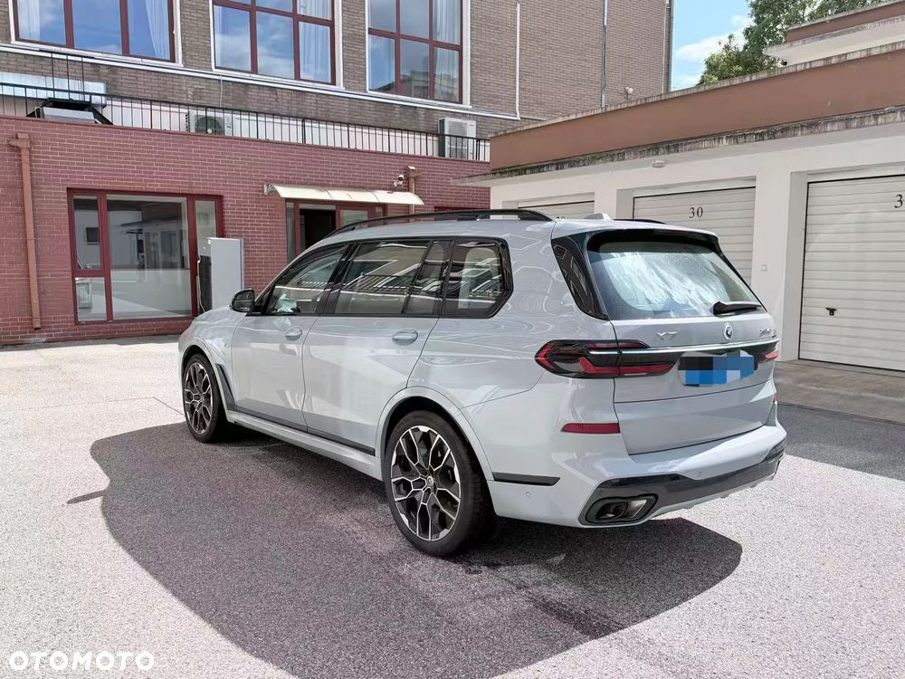 BMW X7 xDrive40i mHEV M Sport Edition sport - 4