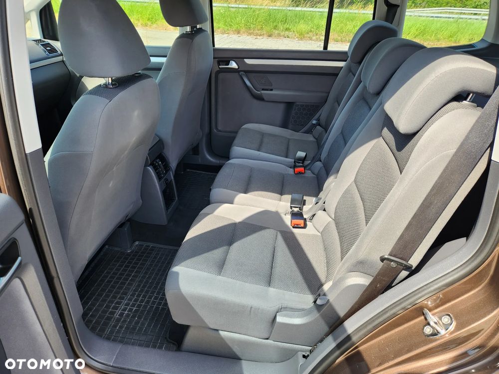 Volkswagen Touran 1.4 TSI Highline - 9