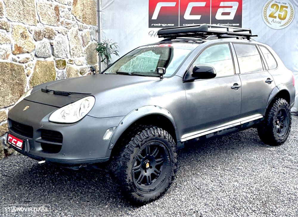 Porsche Cayenne - 1