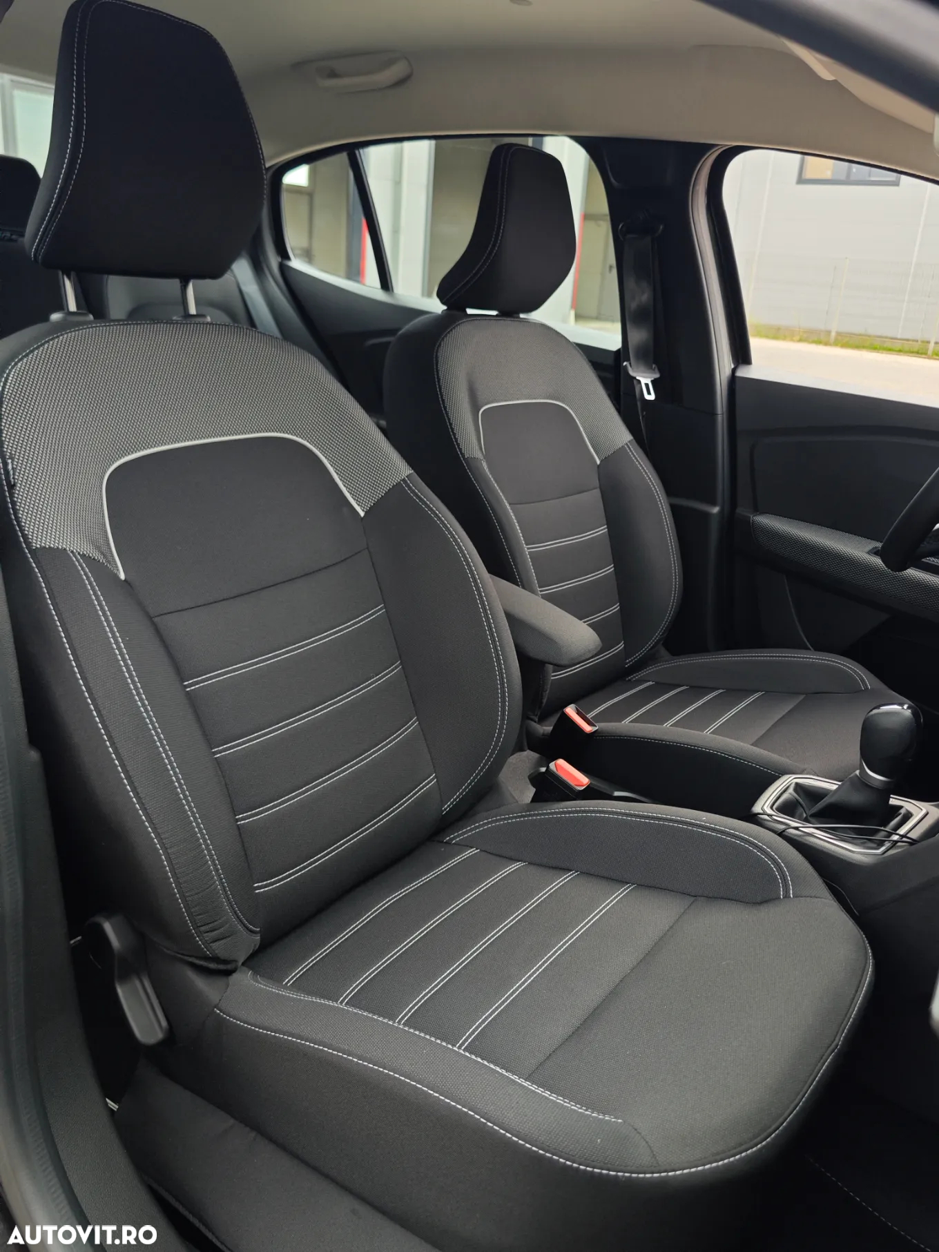 Dacia Logan TCe 90 CVT Prestige - 7
