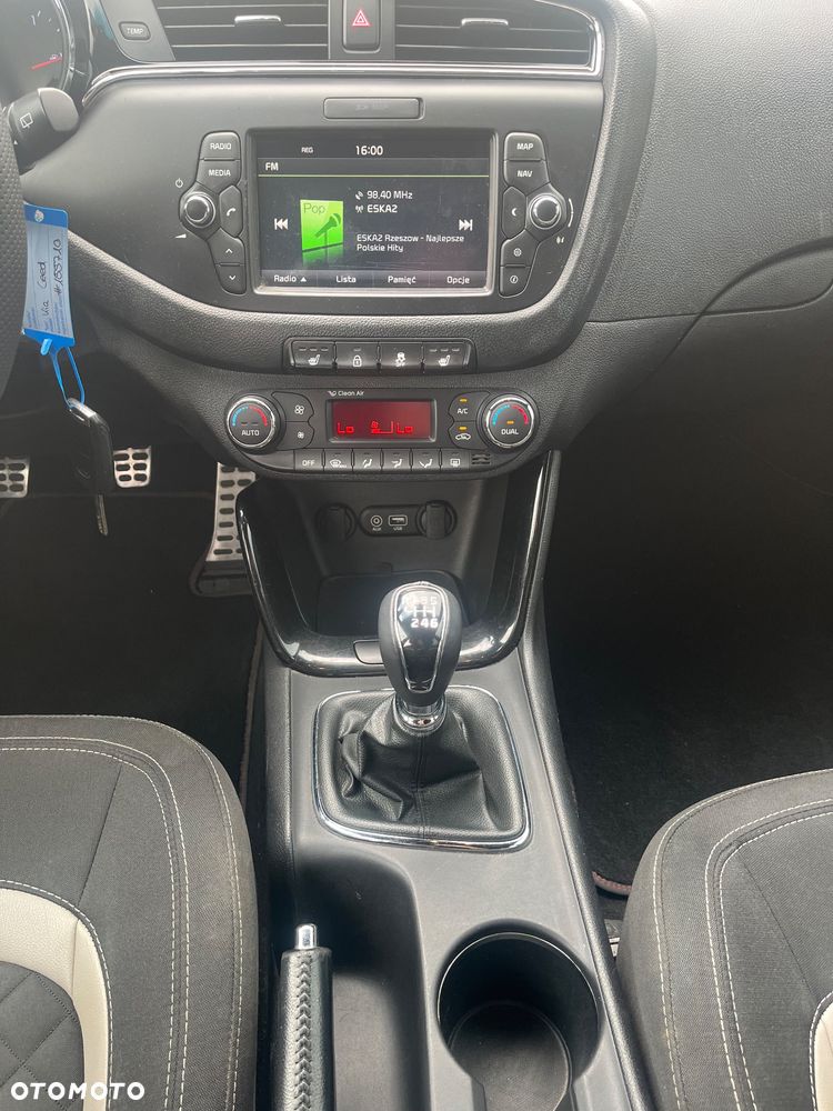 Kia Ceed 1.6 CRDi 136 ISG GT Line - 13
