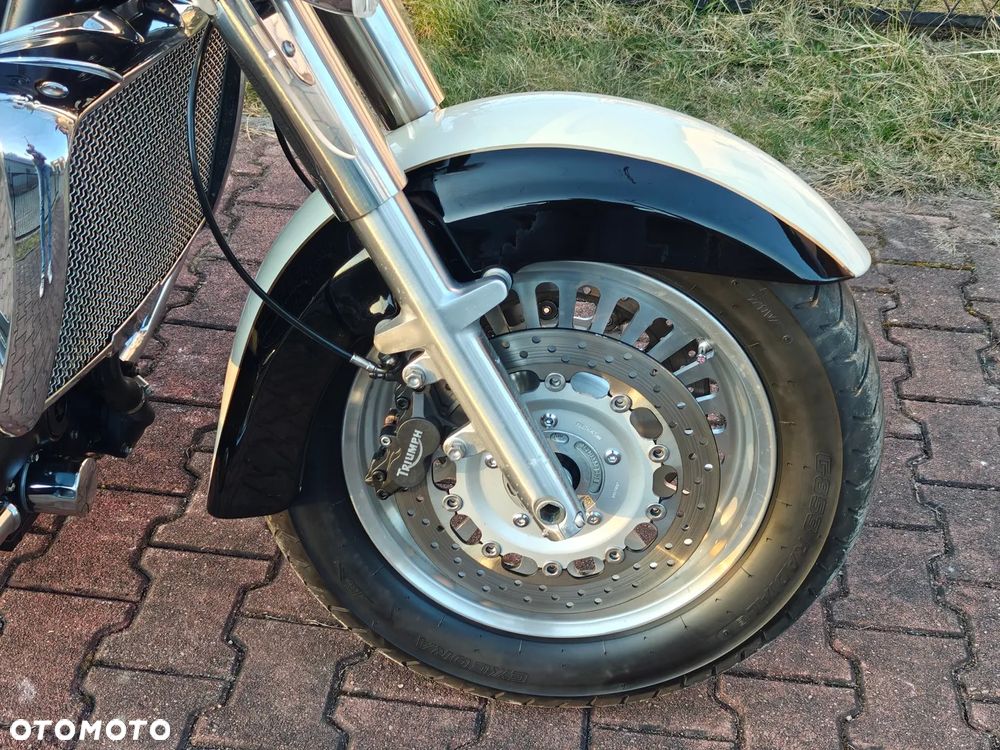 Triumph Rocket - 7