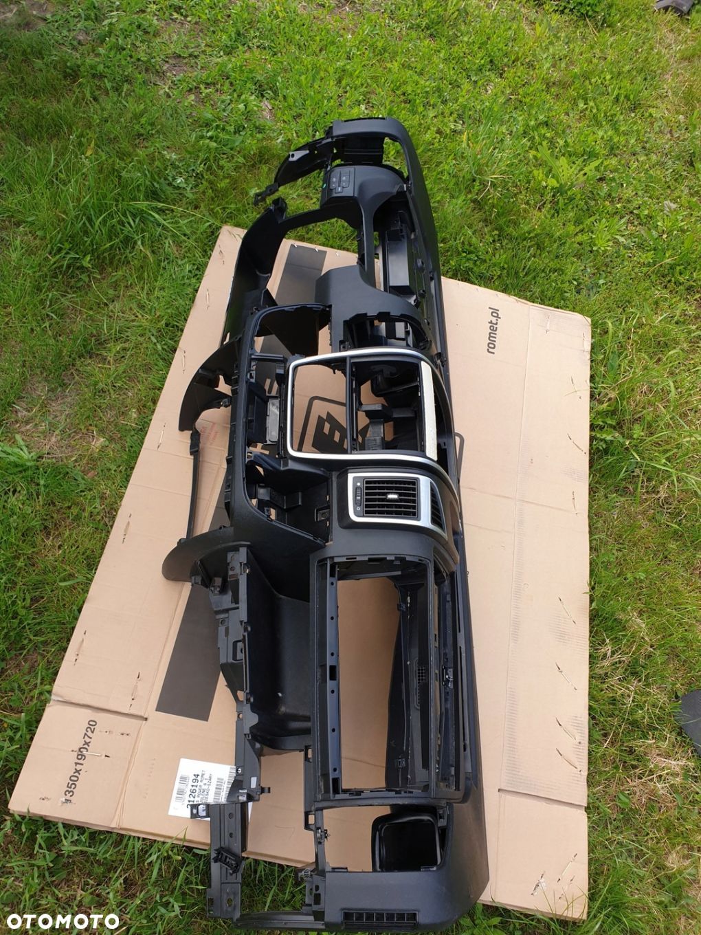 KONSOLA DESKA PULPIT KAMPER BAVARIA PILOTE 2014r - 1