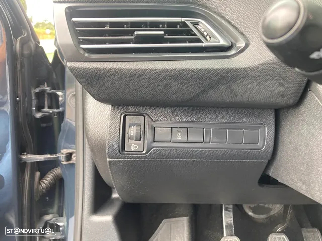 Peugeot 308 SW 1.5 BlueHDi Active - 17