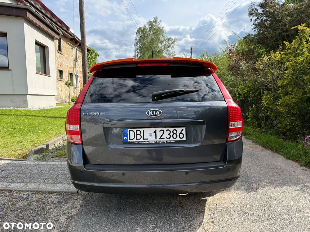 Kia Ceed 1.4 CVVT Attract - 4