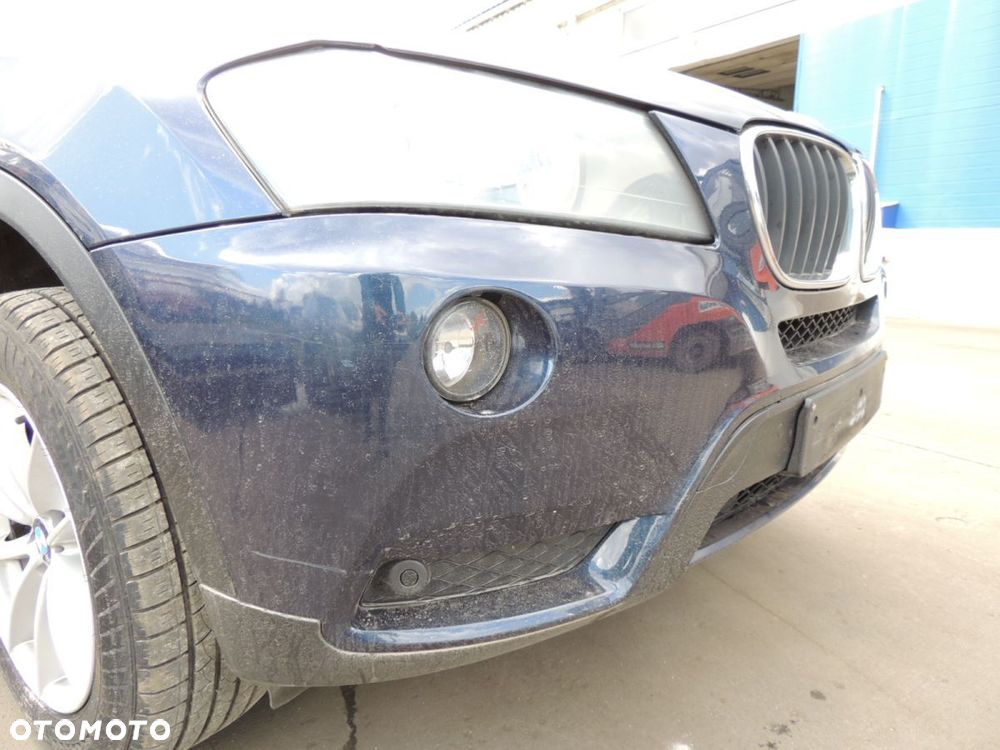 Zderzak przód BMW X3 F25 '12 Uszkodzony - 7