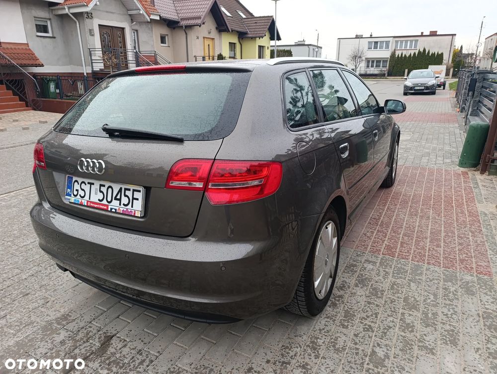 Audi A3 Sportback - 3