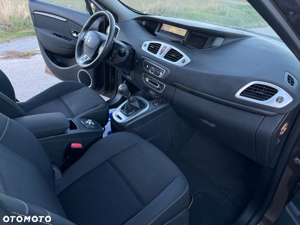 Renault Grand Scenic Gr 1.4 16V TCE Bose Edition - 16