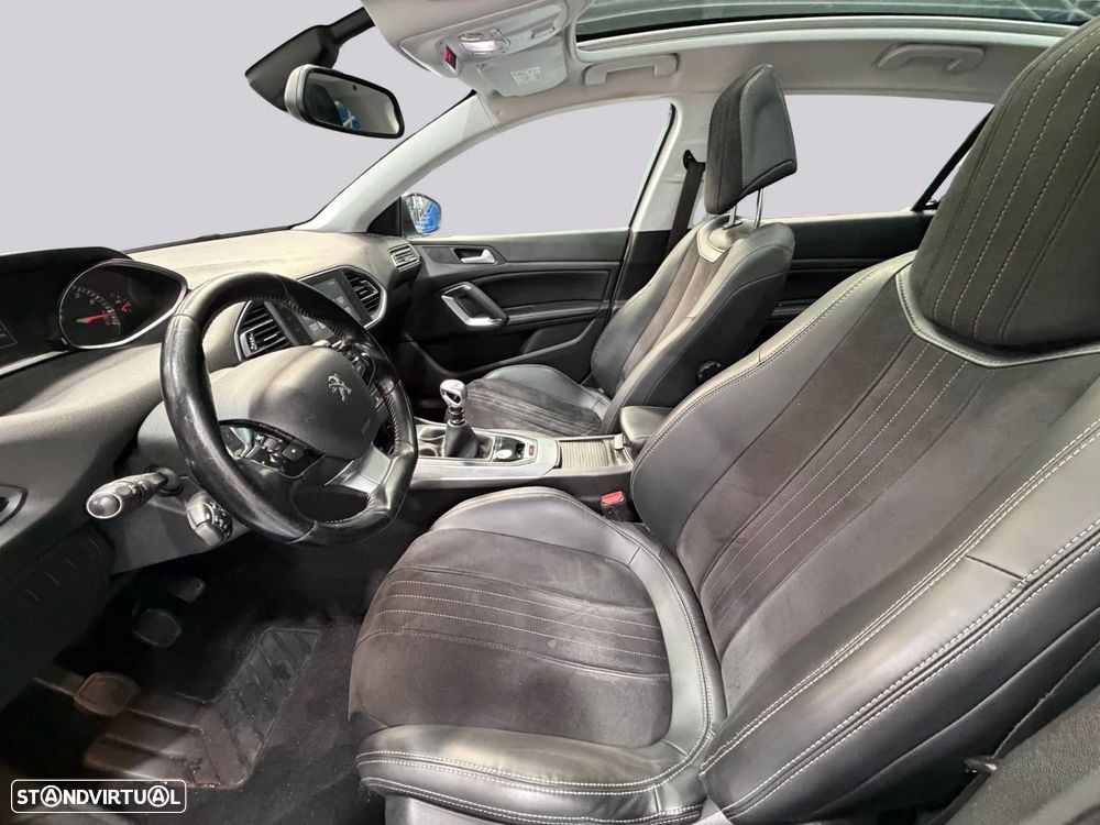 Peugeot 308 - 14