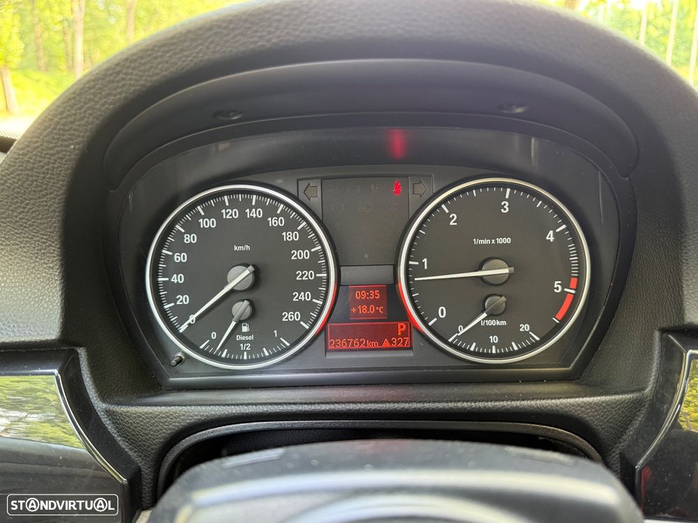BMW 320 d Cabrio Auto - 26