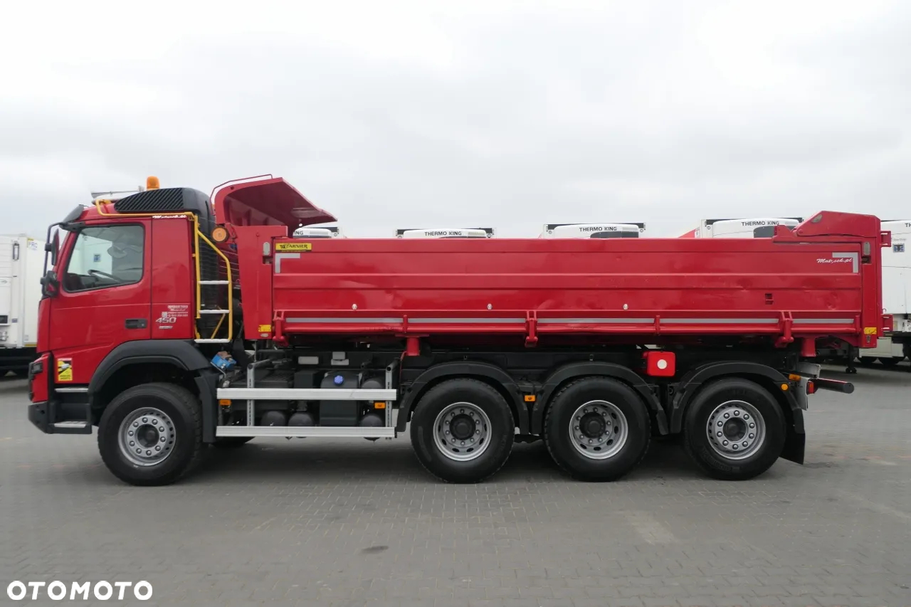 Volvo FMX 450 / 8x4 /  2 STR. WYWROTKA / TRIDEM / OŚ SKRĘTNA PODNOSZONA / BORDMATIC / HYDROKLAPA / 2016 ROK - 14