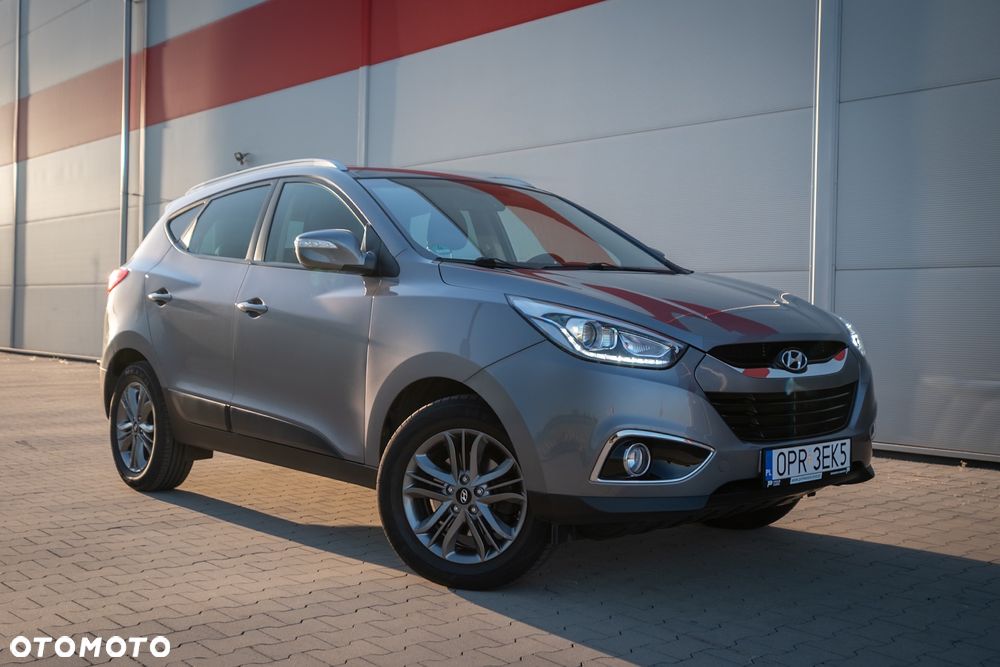 Hyundai ix35 2.0 CRDi 4WD Fifa World Cup Gold Edition - 3