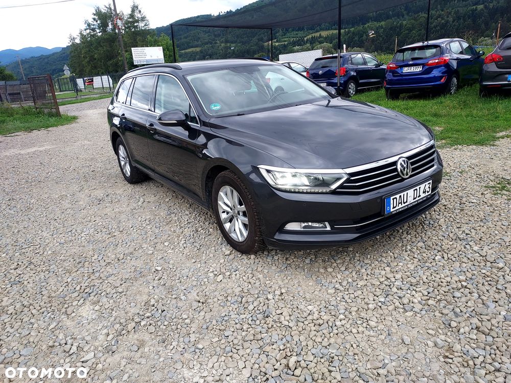 Volkswagen Passat - 2