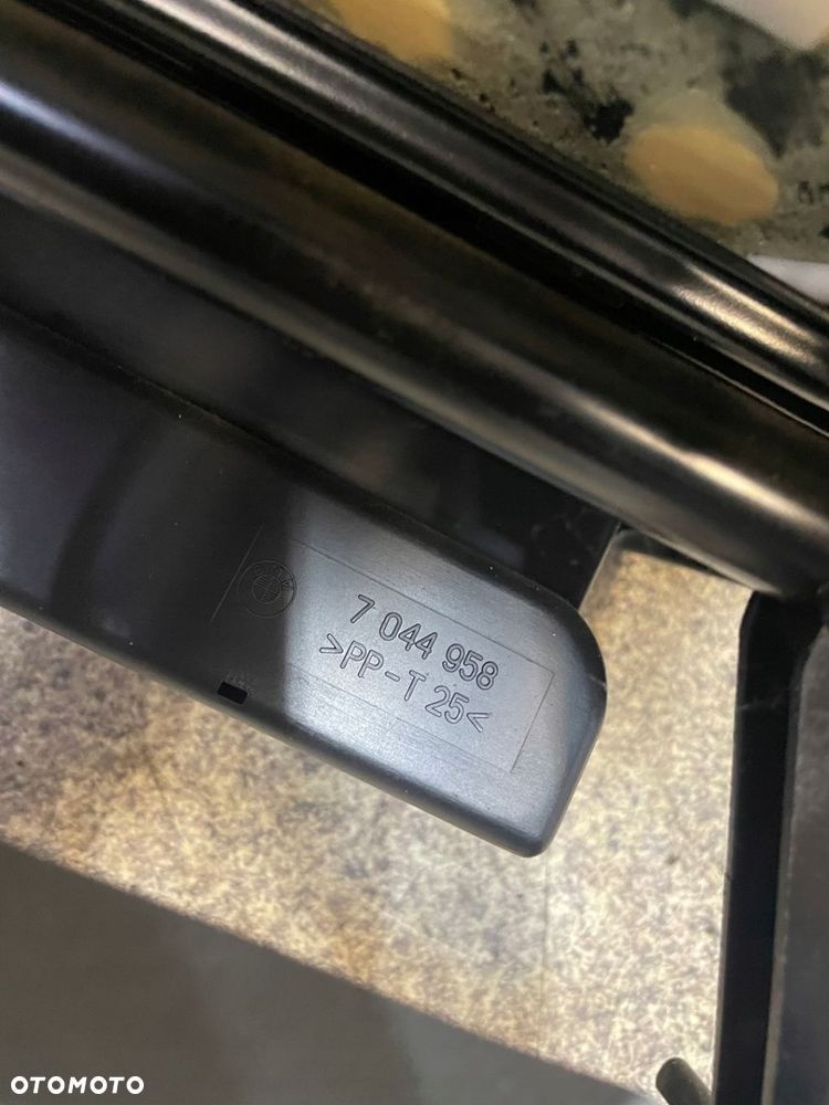 Fotel lewy przod przedni kierowcy skorzany skora czarna BMW X3 E83 ORG BDB - 10