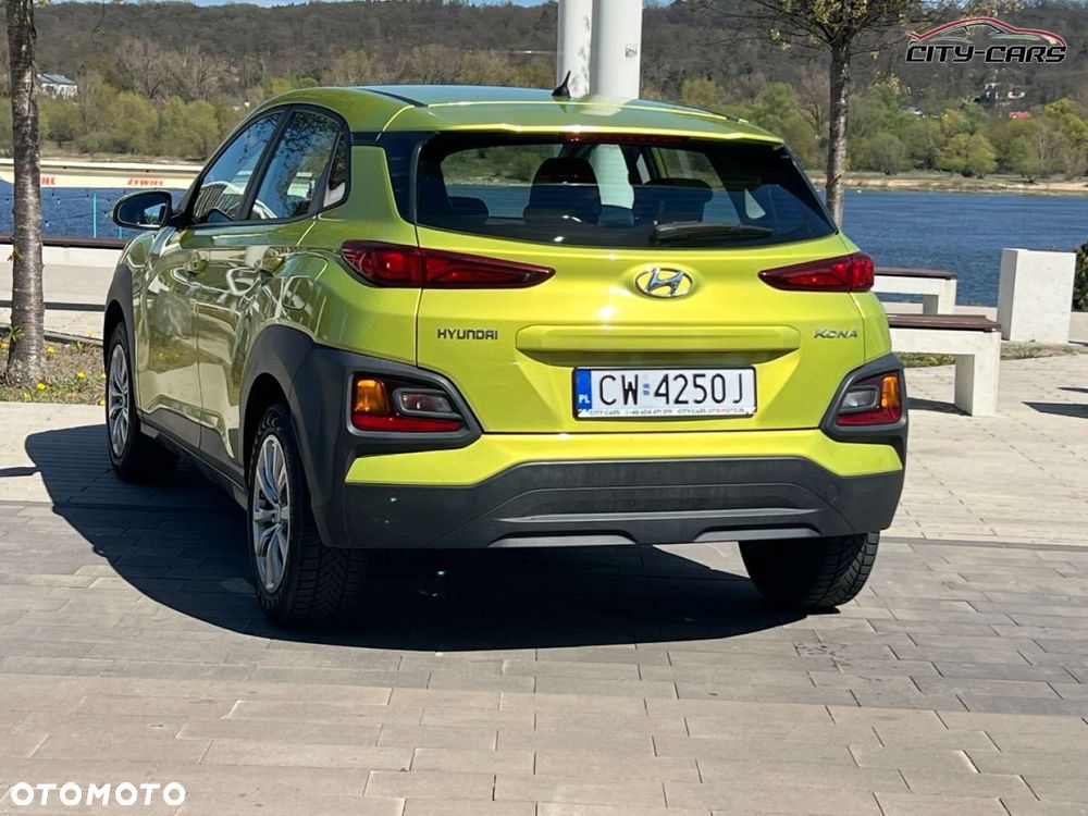 Hyundai Kona - 32