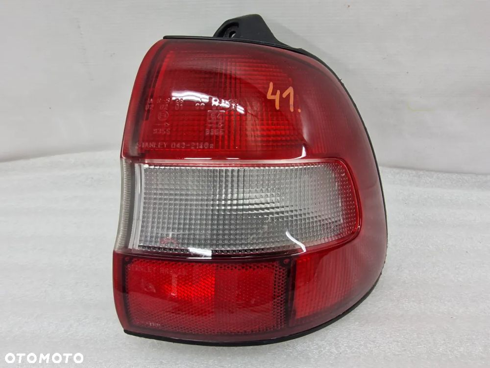 SUZUKI BALENO KOMBI 96-02 PRAWA LAMPA TYLNA TYLNIA TYŁ , NR 043-2140 , NR AUKCJI LMT41 - 1