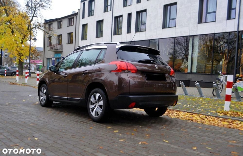 Peugeot 2008 - 4