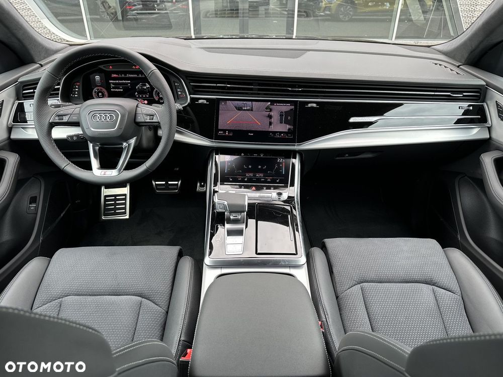 Audi Q8 - 15