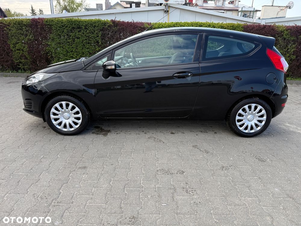 Ford Fiesta 1.0 Champions Edition - 4