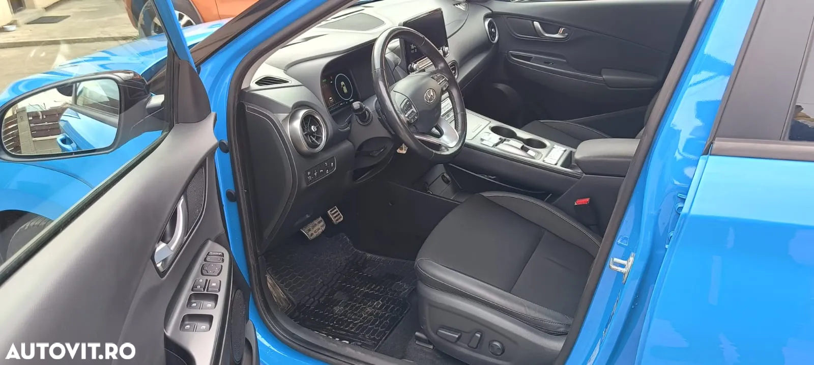 Hyundai KONA - 13