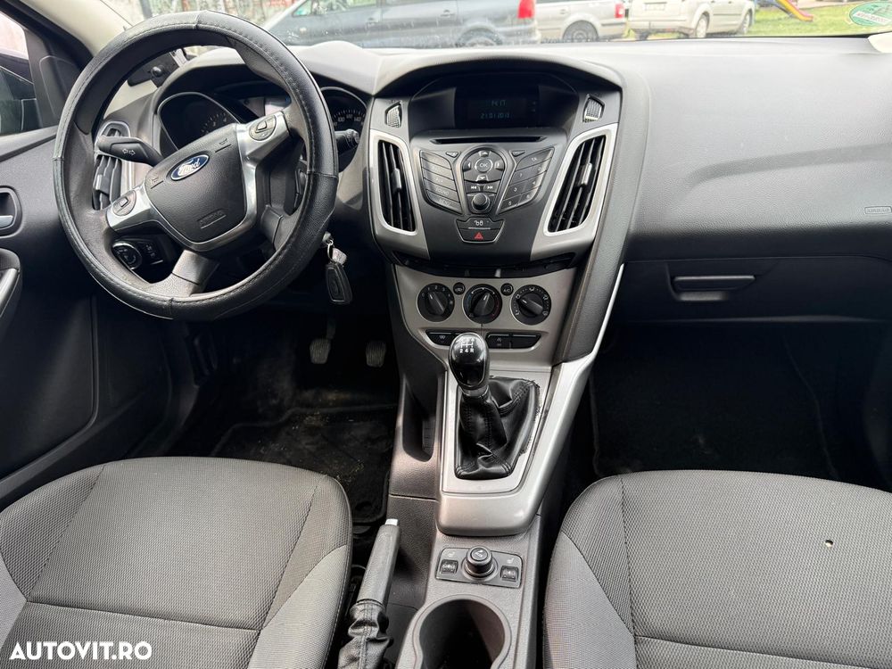 Ford Focus - 6