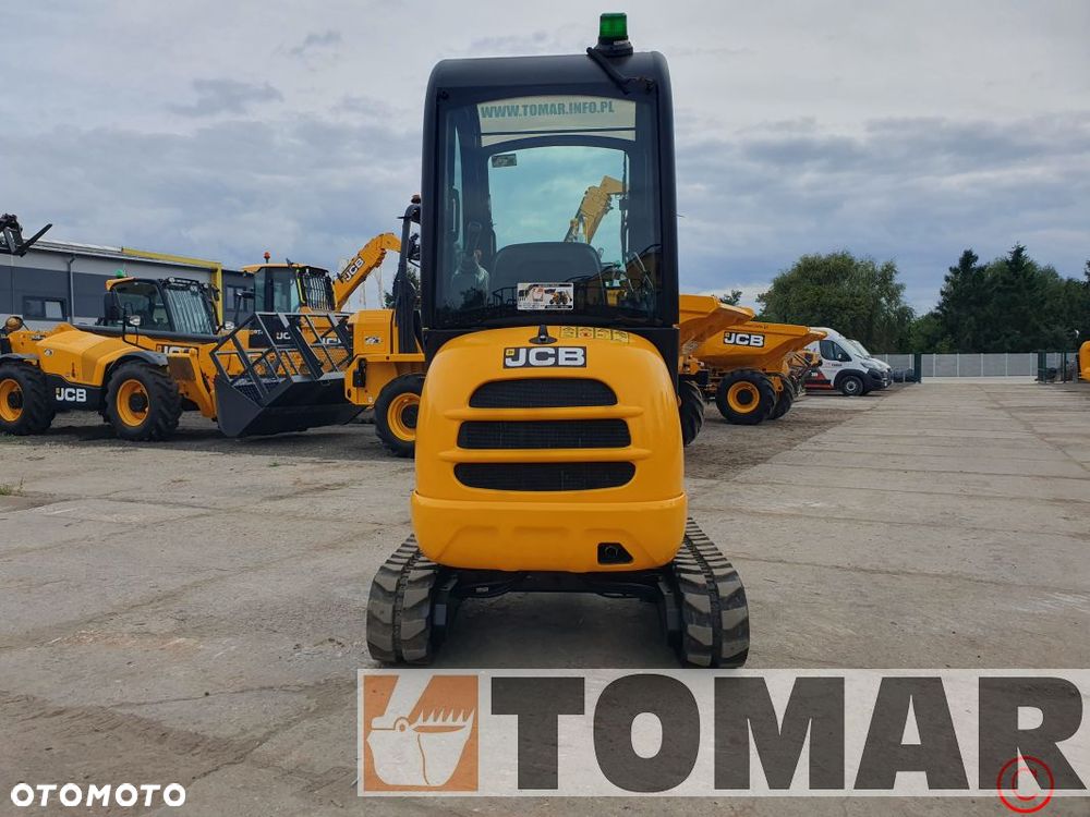 JCB 8018 - 7