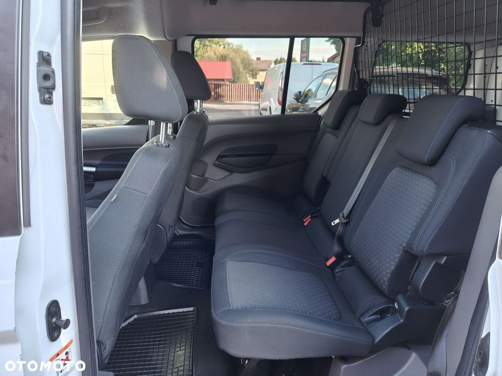 Ford Transit Connect - 26