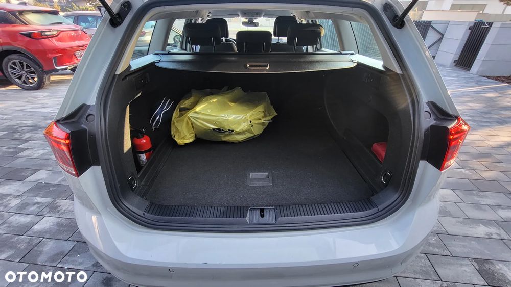 Volkswagen Passat 1.5 TSI EVO Business DSG - 31