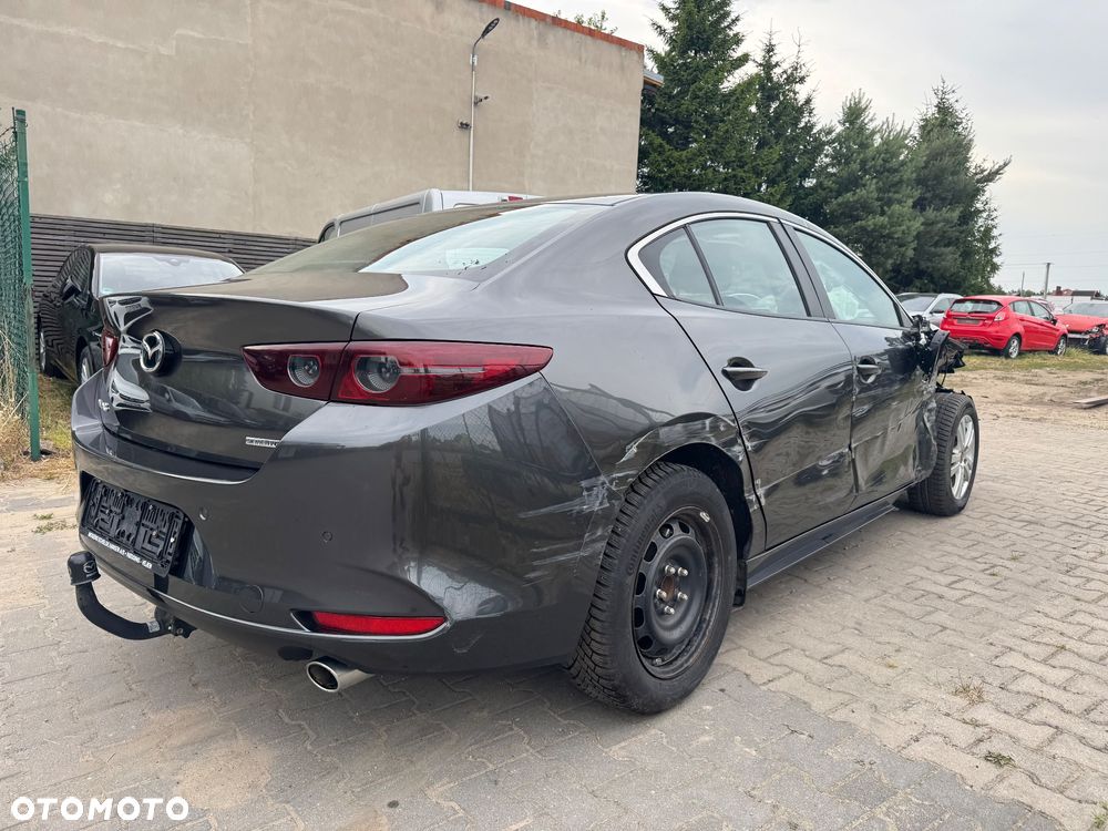 Mazda 3 - 9