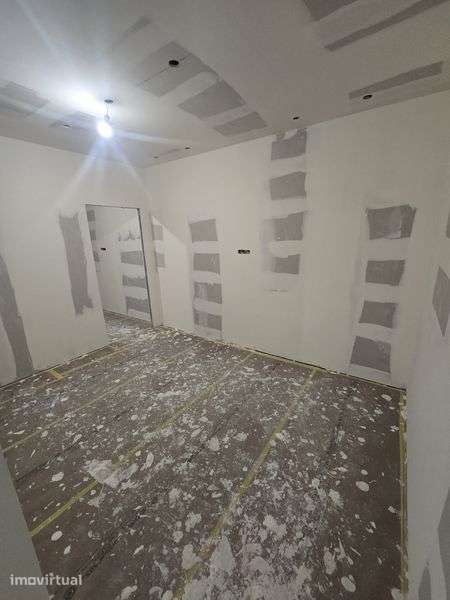 T1 totalmente remodelado para arrendamento - Grande imagem: 4/6