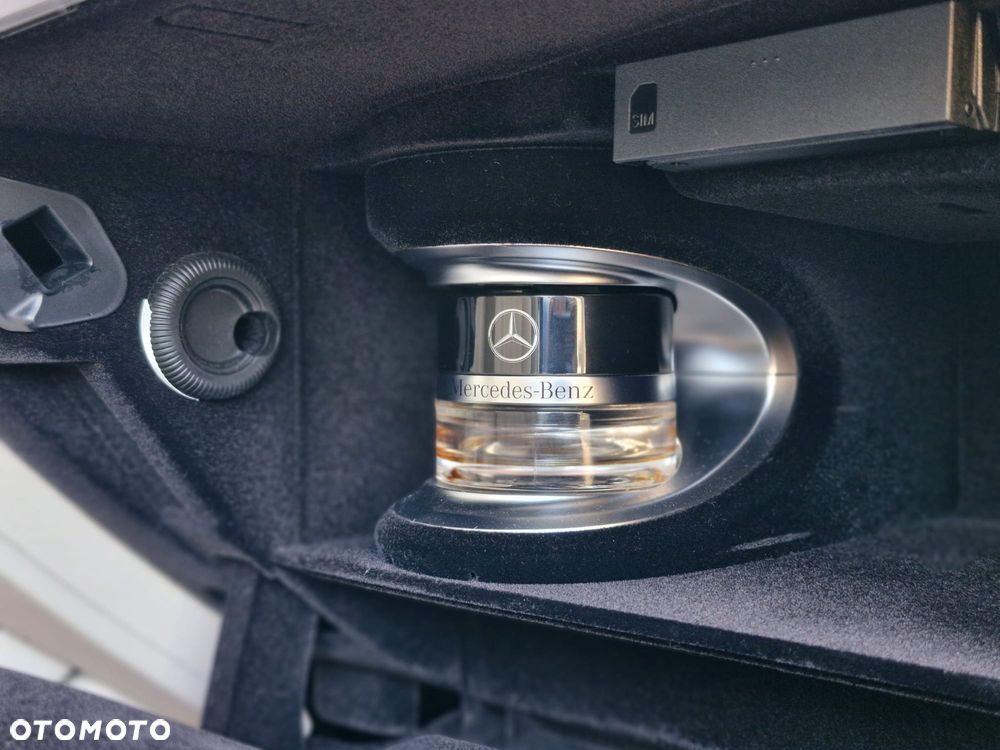 Mercedes-Benz Klasa S 560 4-Matic 9G-TRONIC - 34