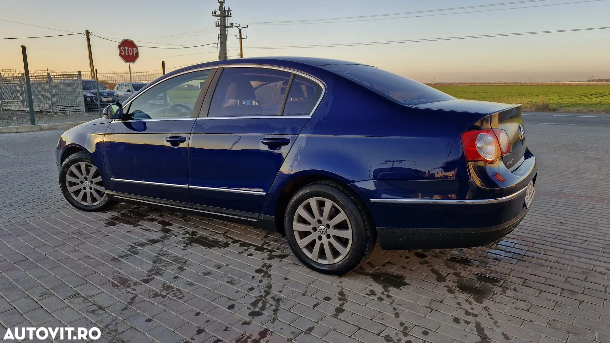 Volkswagen Passat 2.0TDI Comfortline DPF Bluemotion Technology - 3