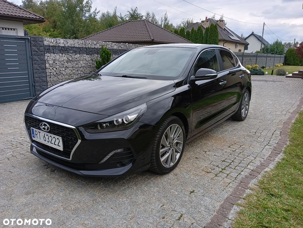 Hyundai i30 1.4 T-GDI DCT Premium - 1