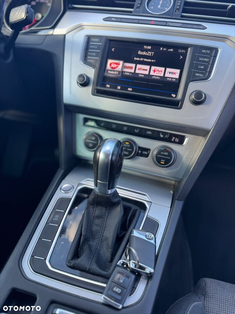 Volkswagen Passat - 5