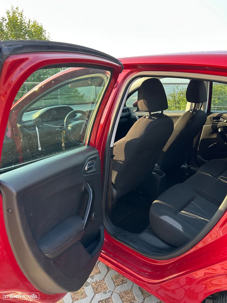 Peugeot 208 PureTech 82 Allure - 10