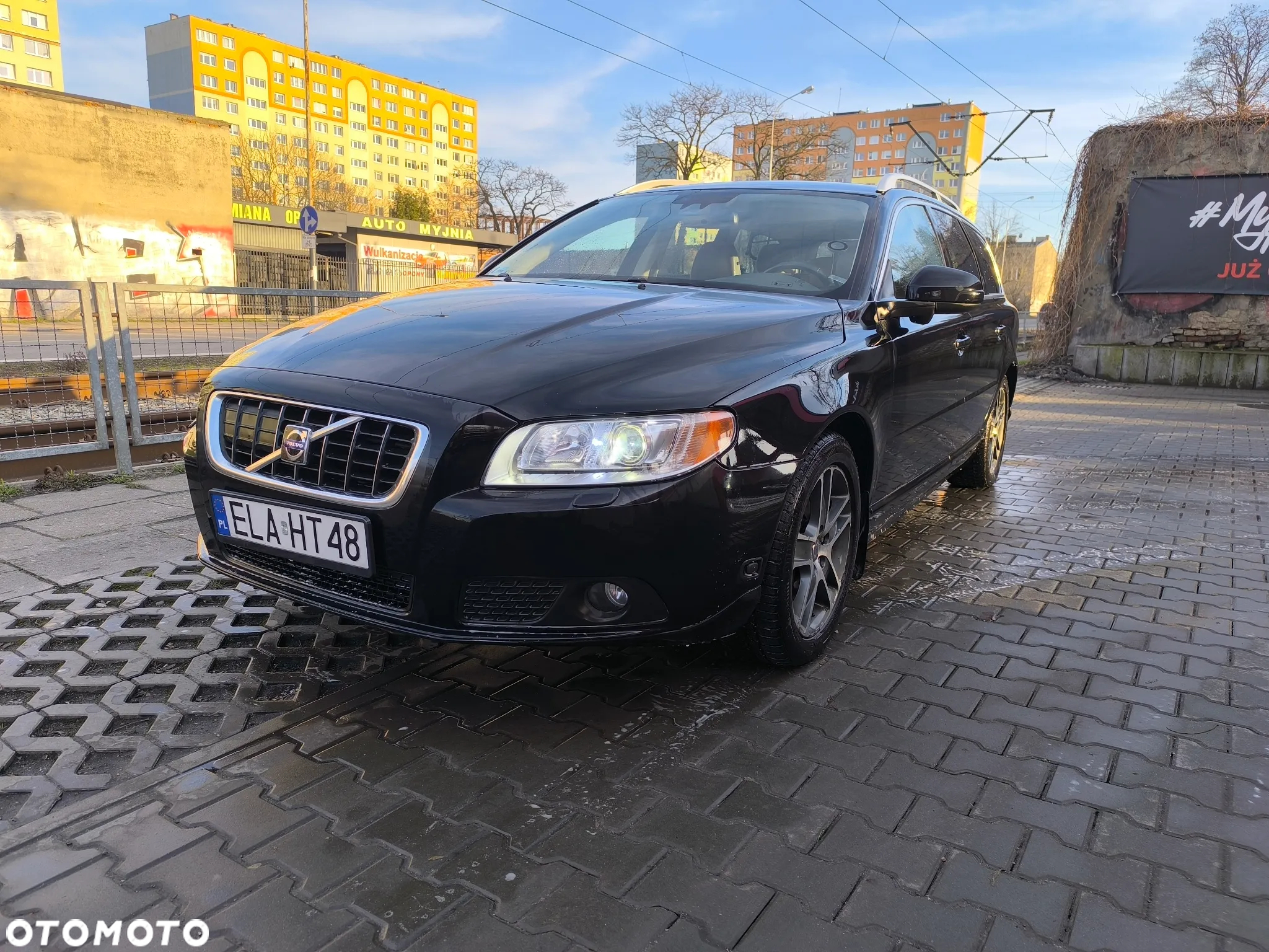 Volvo V70 2.5T Summum - 13
