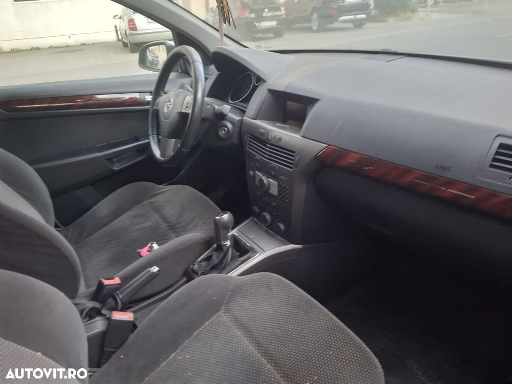 Opel Astra - 2
