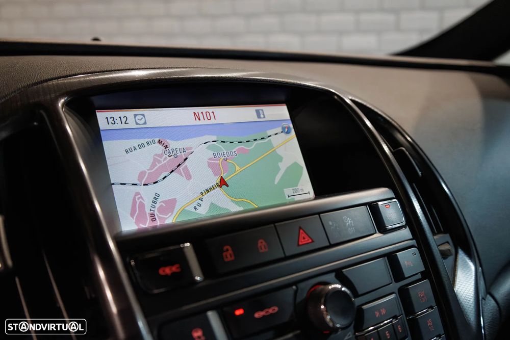 Opel Astra GTC OPC 2.0 T - 20