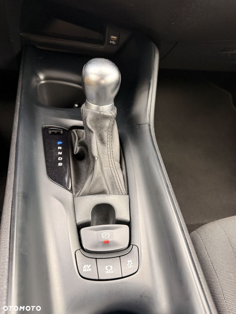 Toyota C-HR - 14