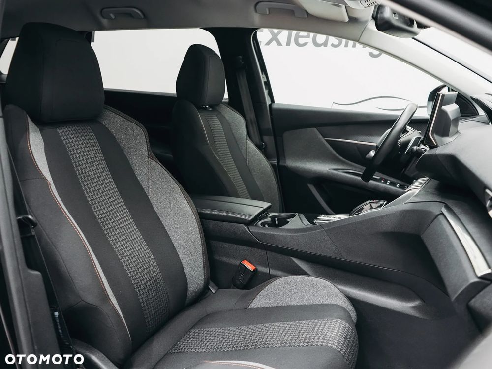 Peugeot 5008 - 35