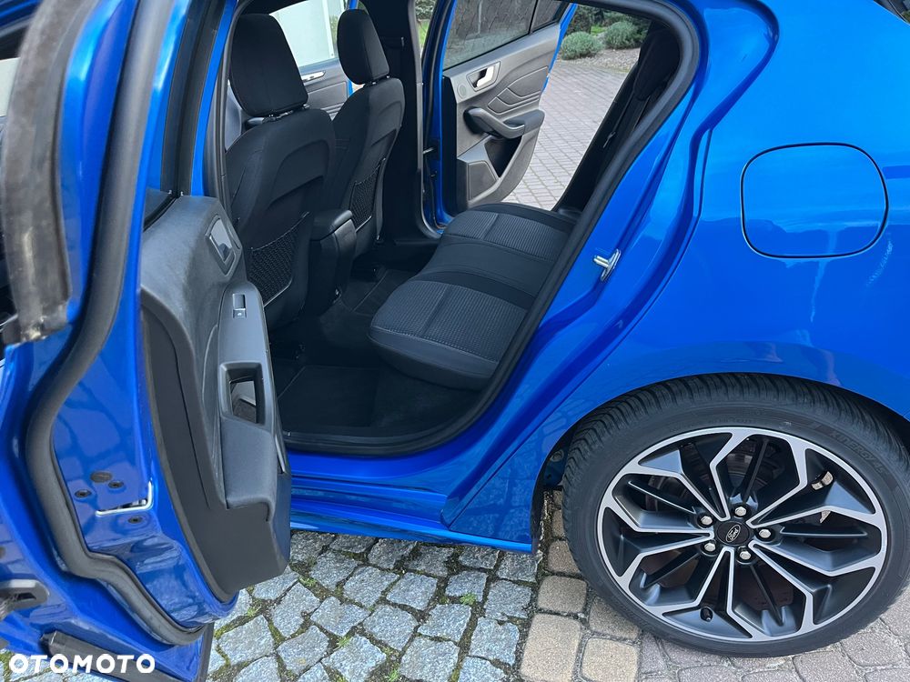 Ford Focus 1.5 EcoBlue Start-Stopp-System ST-LINE - 28