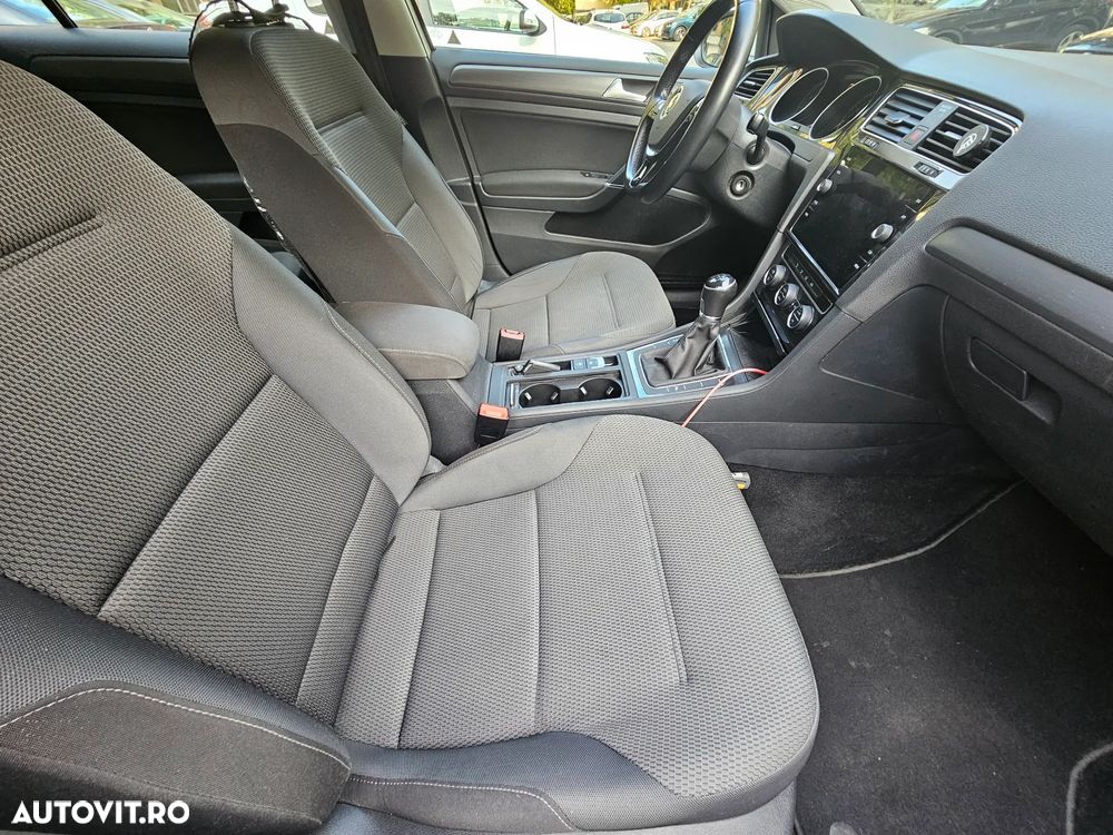 Volkswagen Golf 1.0 TSI Comfortline - 26